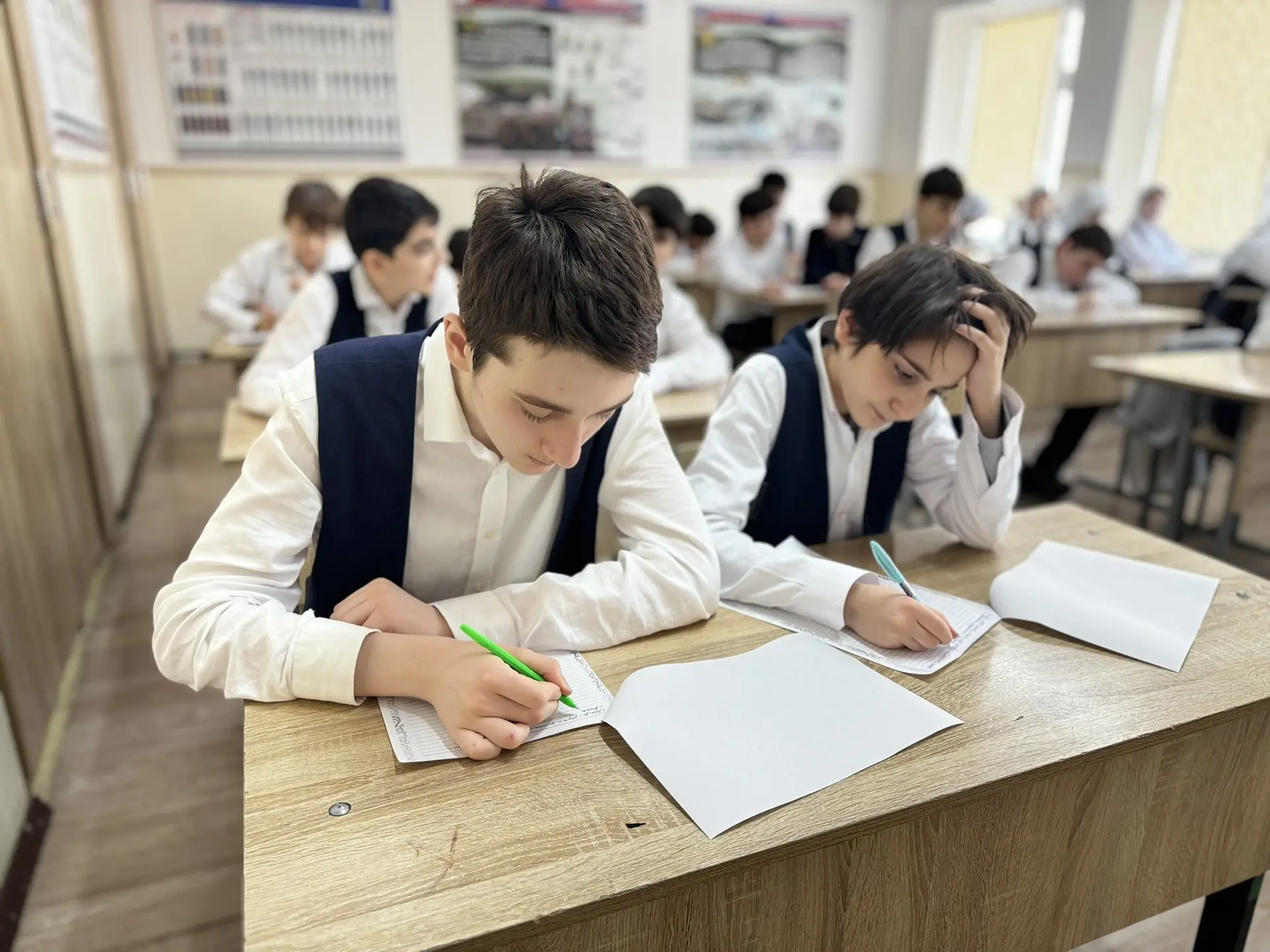 На этой неделе наша гимназия стала настоящей творческой лабораторией родного языка. У нас прошел гор