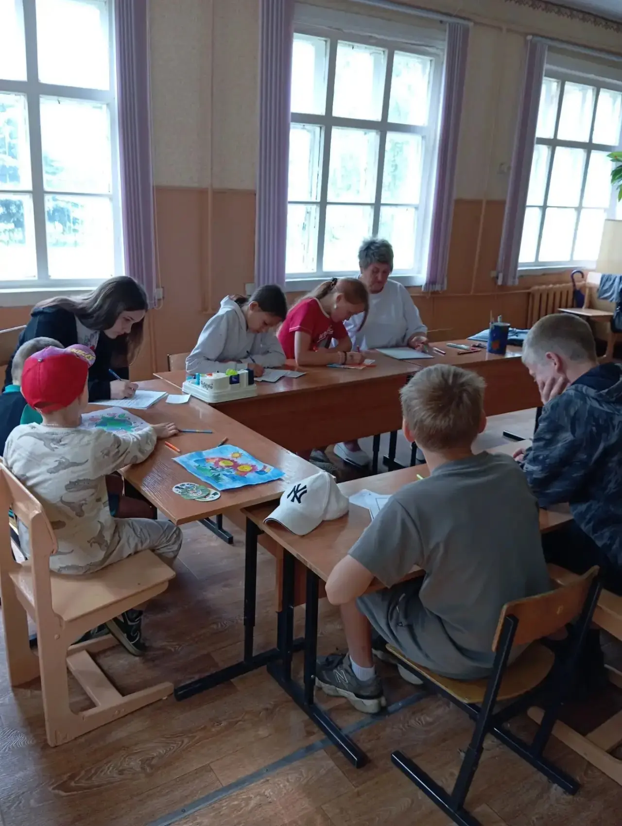 Сегодня прошёл День памяти и скорби- день, когда мы вспоминаем тех кто отдал свои жизни за мирное не