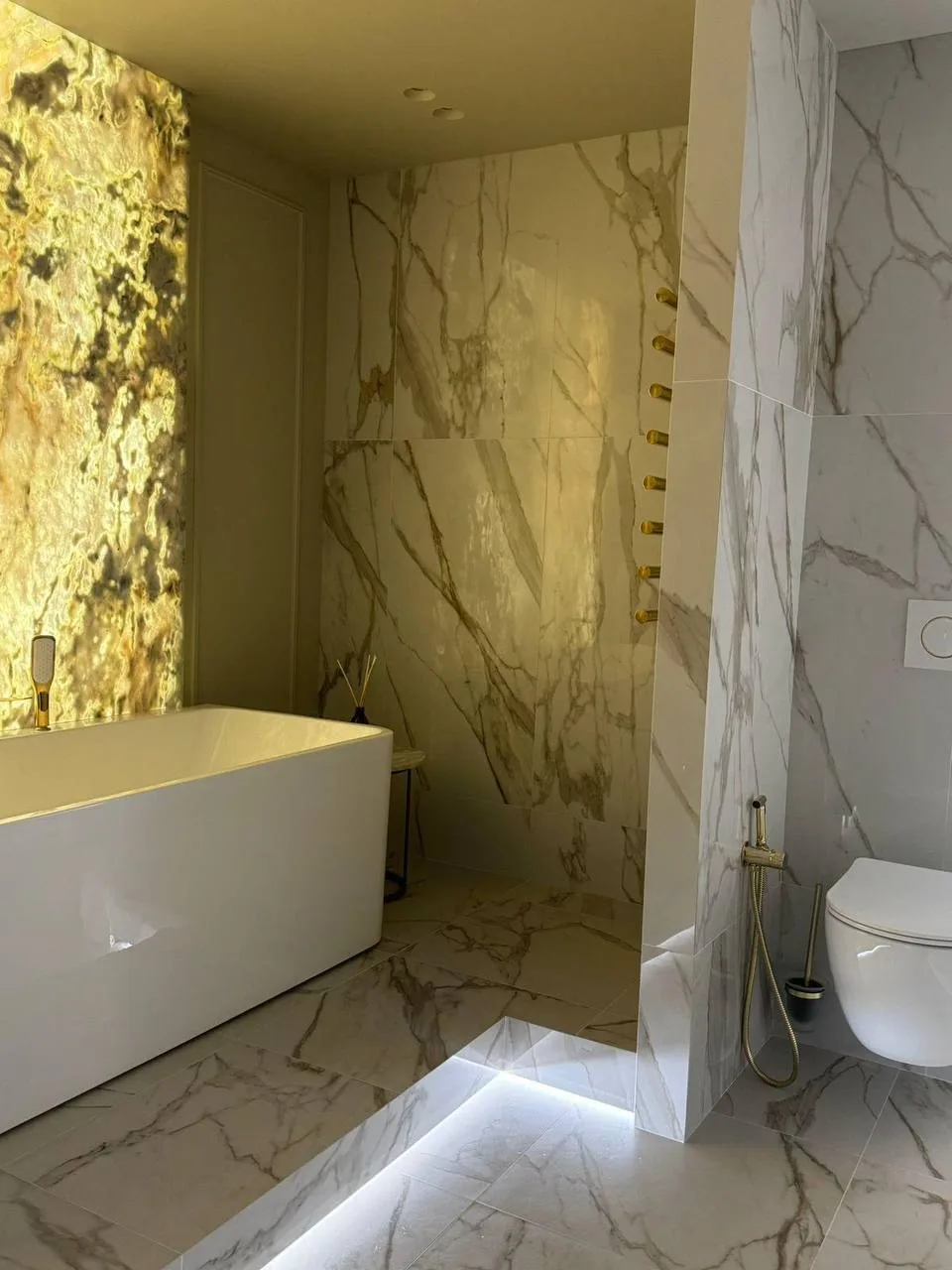 Панно для ванной комнаты 🛁