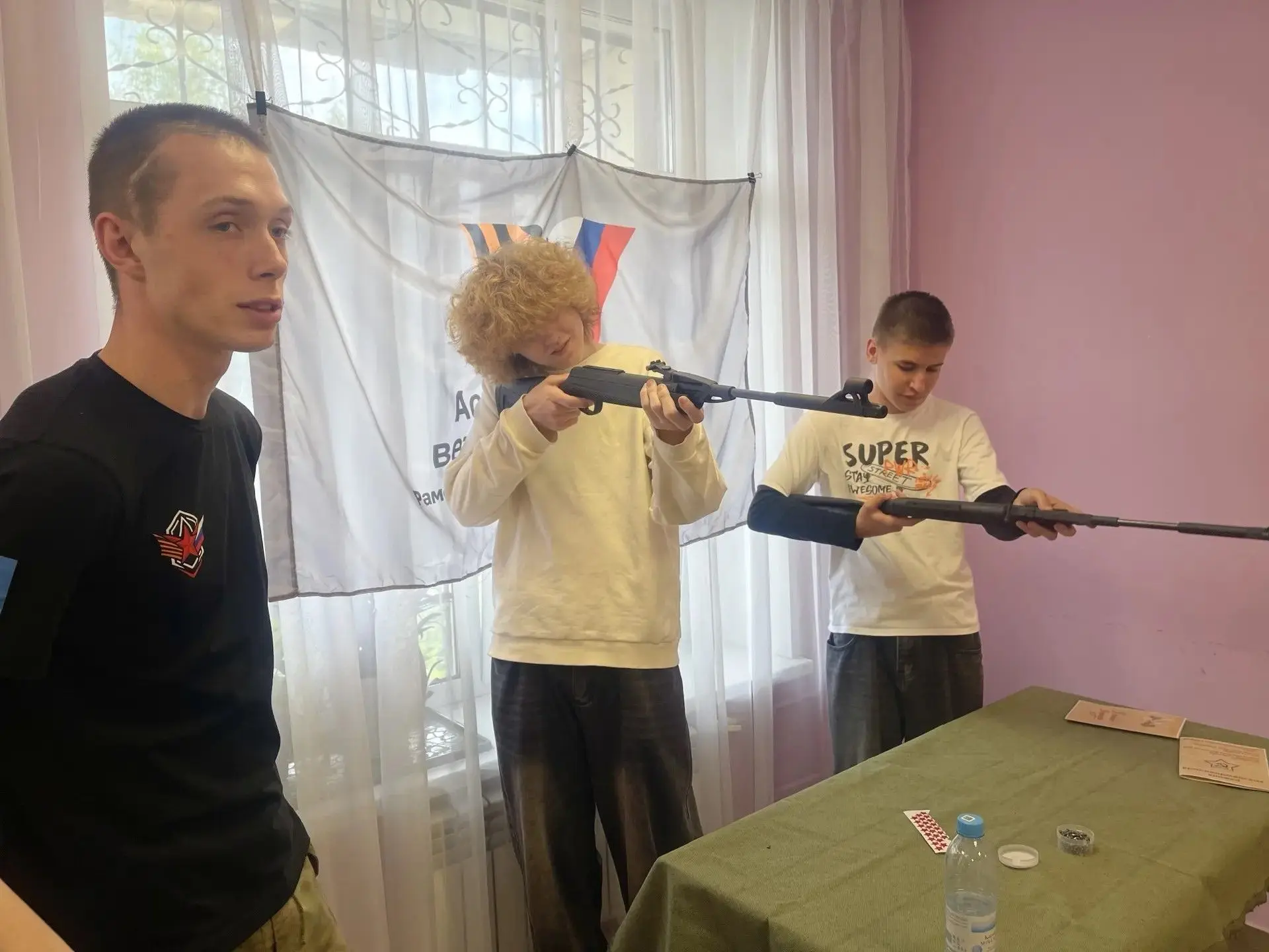 "Доброе Сердце" в действии!  Старший волонтерский отряд "Доброе Сердце" на базе 9"А" класса принял а