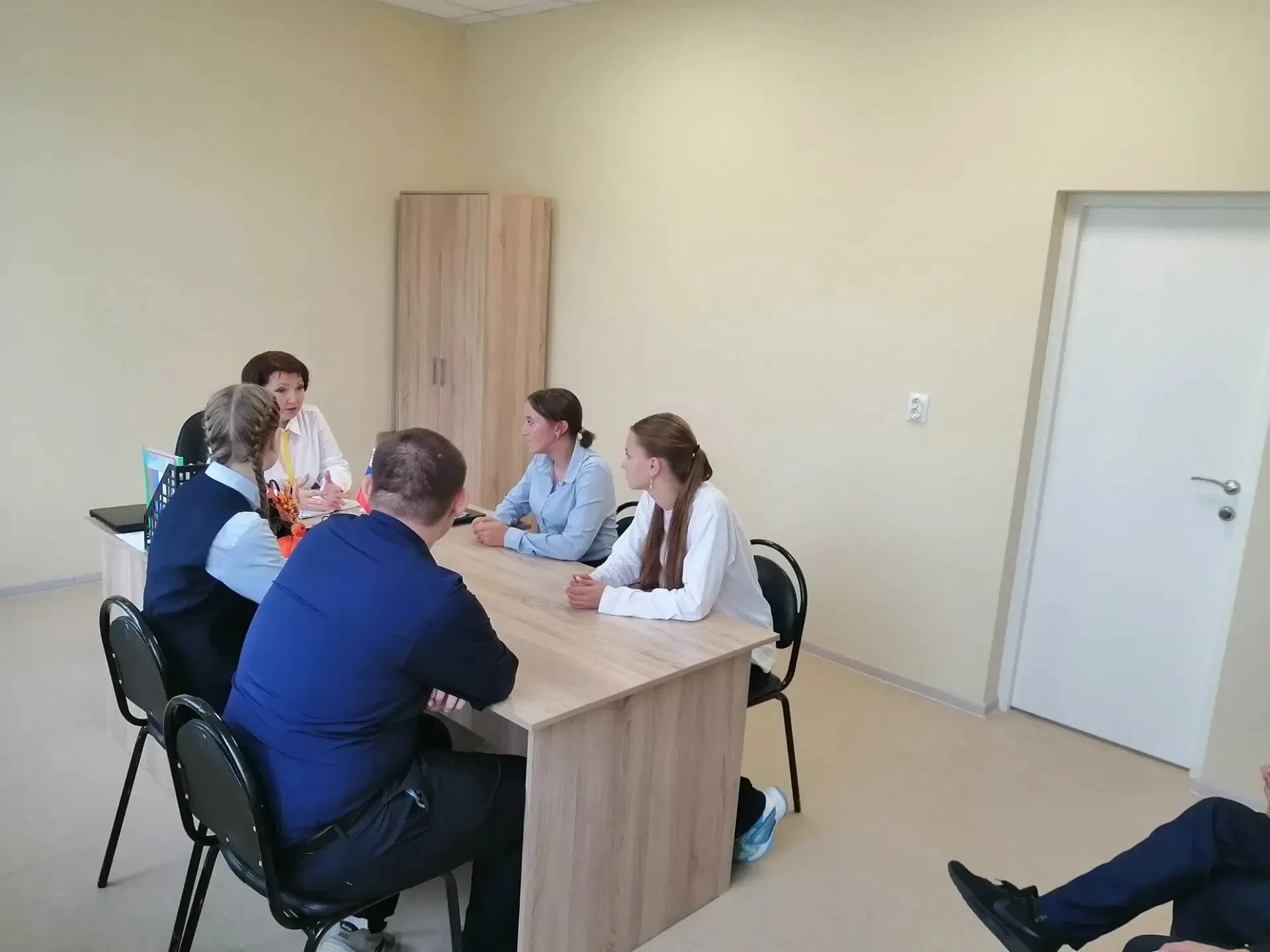16 сентября 2026 года в «штабе воспитательной работы» состоялось заседание актива Школь...