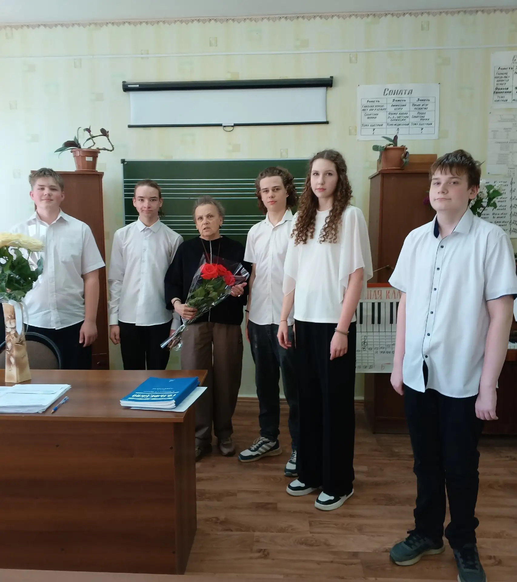 Учебный год близится к завершению, в это значит, что в школах наступает горячая пора выпускных экзам