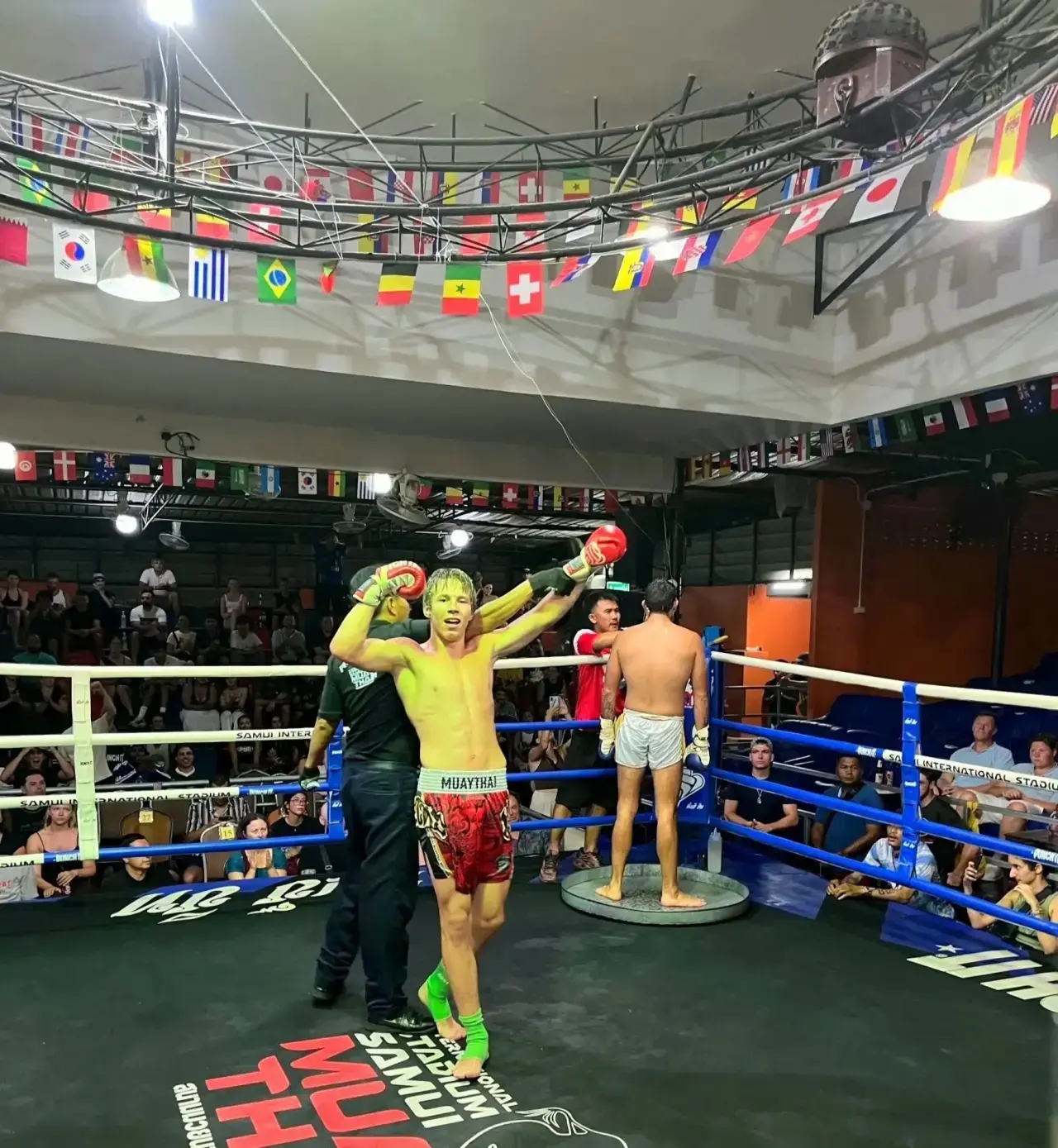 🥊 Наш спортсмен Глеб Майер провел профессиональный поединок на Samui International Sta...