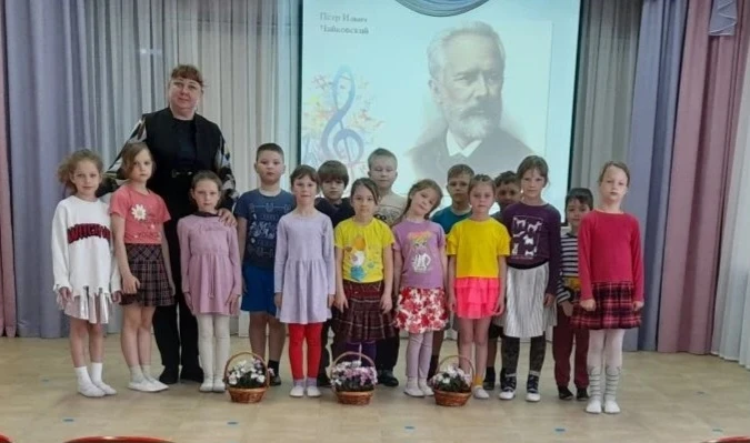 🎵 В рамках цикла мероприятий, посвящённых композиторам-классикам, в детском саду посел...
