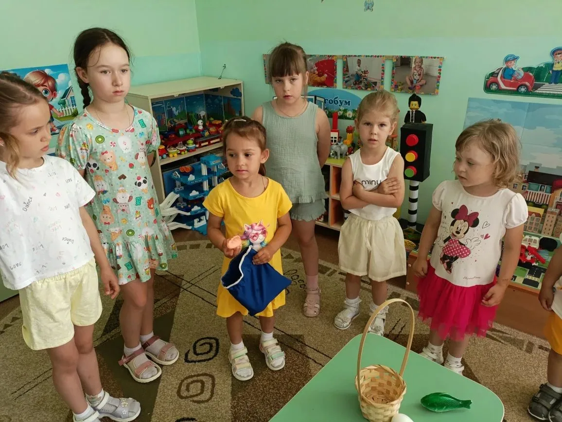 🎆12 июня наша страна отмечала замечательный праздник — День России.
  Накануне Дня России в группе 