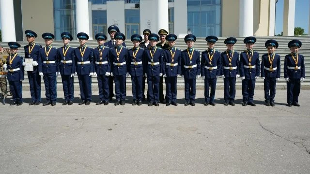 Триумф кадетского духа: «Кадетская поверка 2026» принесла школе победу  🇷🇺 18 мая на территории Мемо