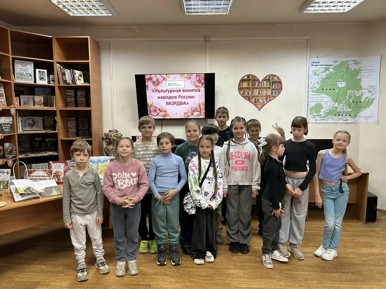 Понедельник в пришкольном лагере #Гимназия28Псков
 был жарким!
Несмотря на капризы погоды, утро нача