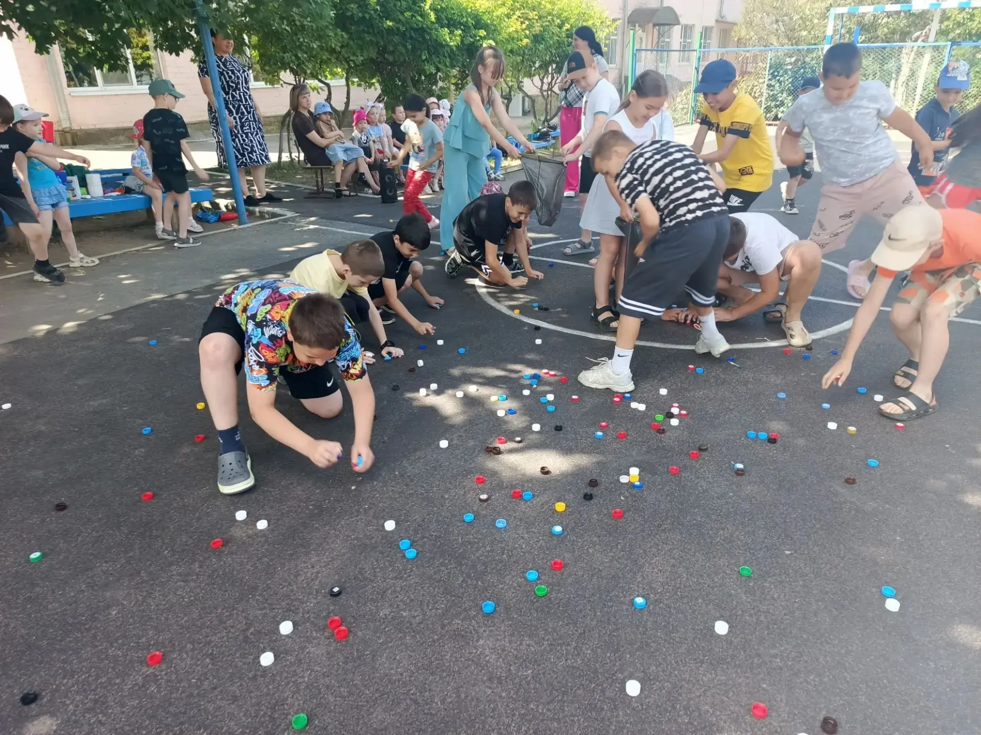 🎉В понедельник в нашем пришкольном лагере прошёл спортивный праздник «Весёлые старты» под девизом «