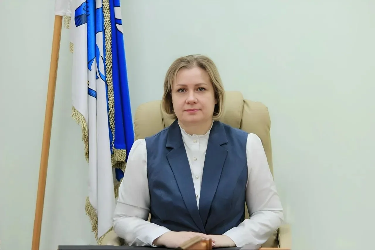 Сегодня свой день рождения отмечает Любовь Анатольевна Бурухина — Глава муниципального ...