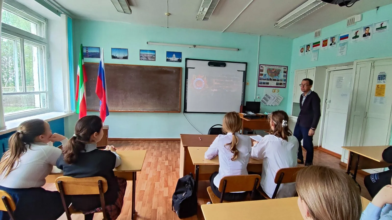 В рамках празднования Дня победного завершения советскими войсками Крымской наступательной операции 