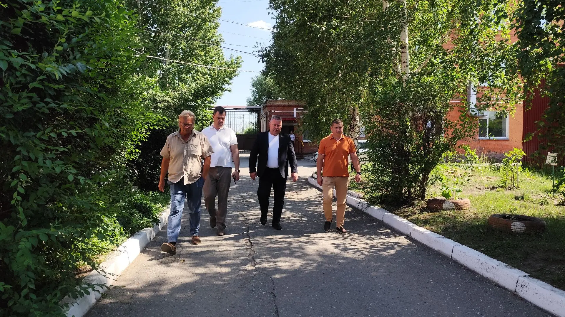 Первый заместитель Министра труда Омской области Александр Рыскалкин с рабочим визитом посетил «Цент