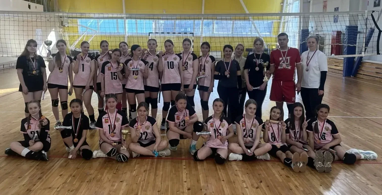 Волейбольный турнир памяти Великой Победы 🏐🇷🇺17 мая в физкультурно-оздоровительном к...