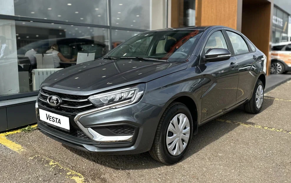 Lada Vesta теперь доступна по подписке — от 39 990 ₽ в месяц  Стоимость седана с 1,6-литровым двигат