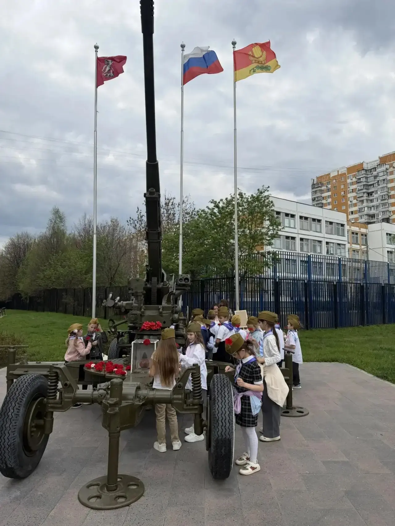 Мы помним! Мы гордимся!  Учащиеся школы №1544 приняли участие в городском образовательном проекте «М