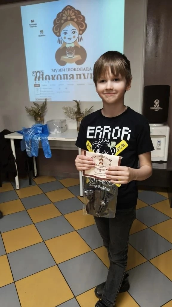 Когда мечты пахнут шоколадом 🍫   Помните, в детстве мы все верили, что сладости растут на деревьях? 