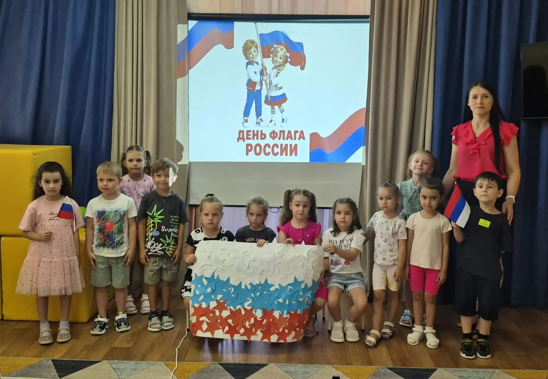 🇷🇺  В преддверии Дня Государственного флага Российской Федерации, который ежегодно от...