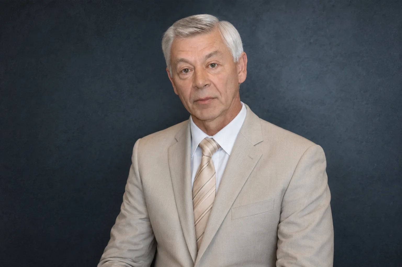 🎉 Сегодня день рождения отмечает директор АУ КО «Управление государственной экспертизы проектов Кал