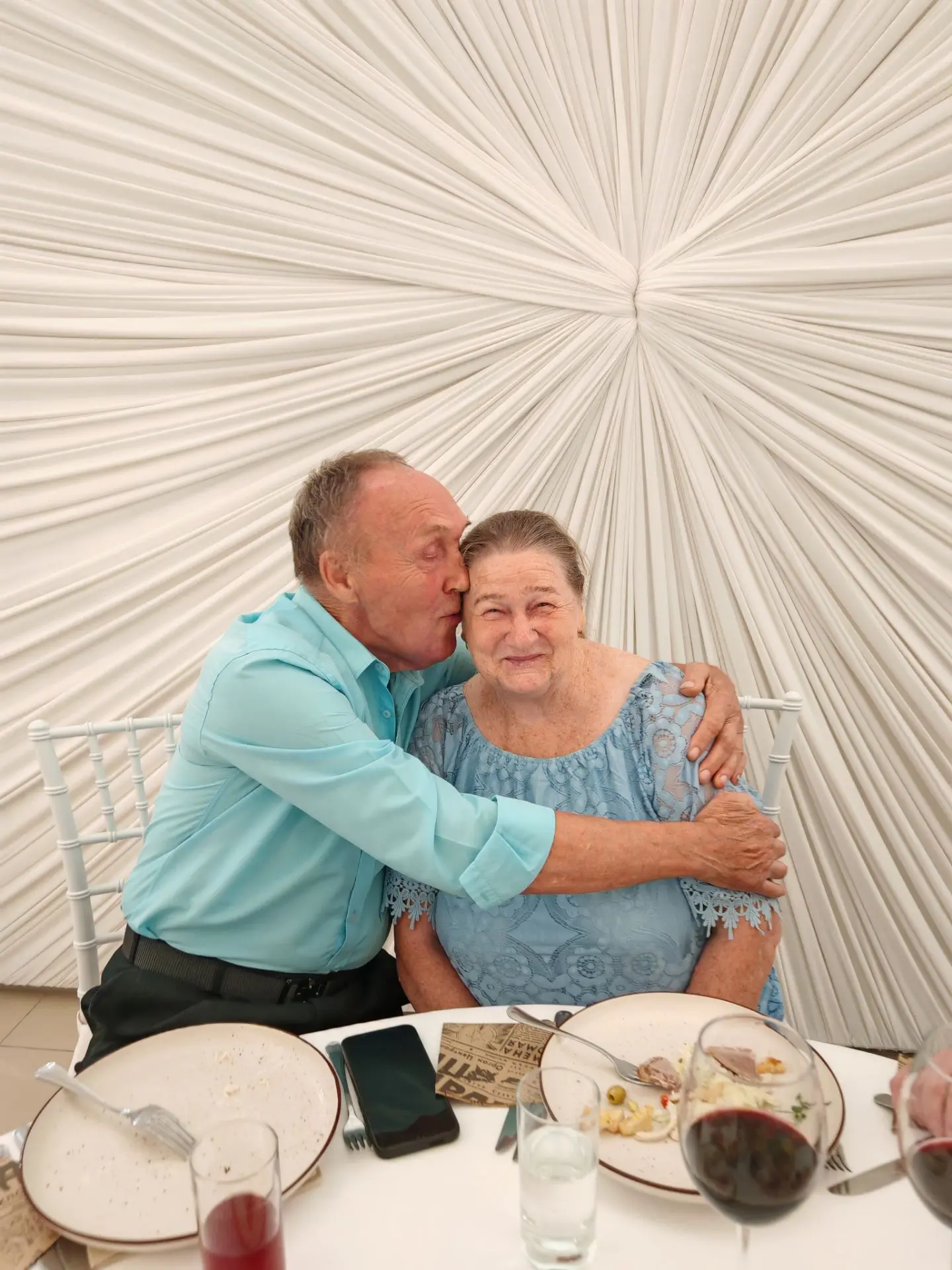 Родители. 50 лет вместе! Медалисты 😍 Горжусь))