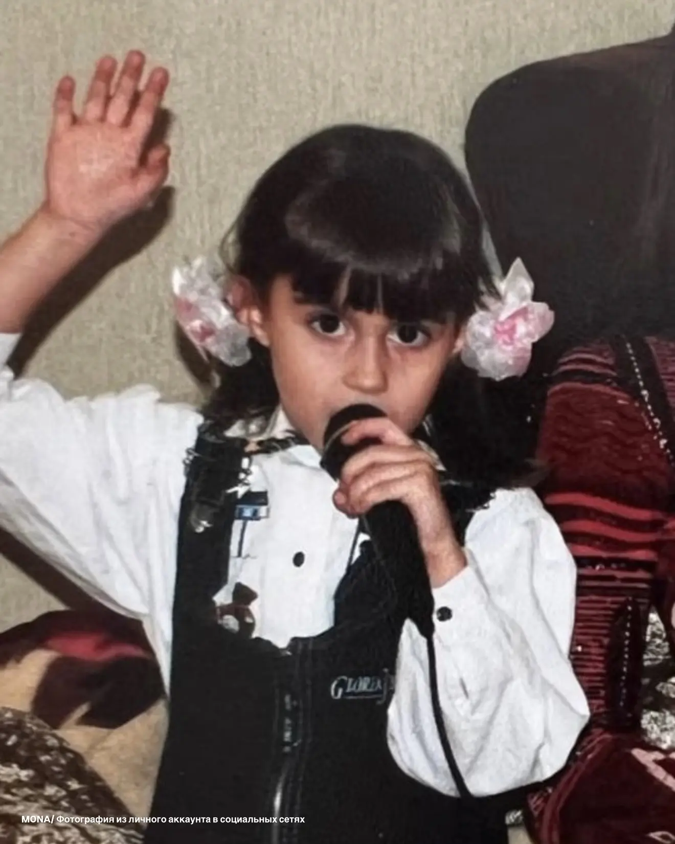 MONA поделилась своей детской фотографией🥹❤️ Сильно изменилась певица?