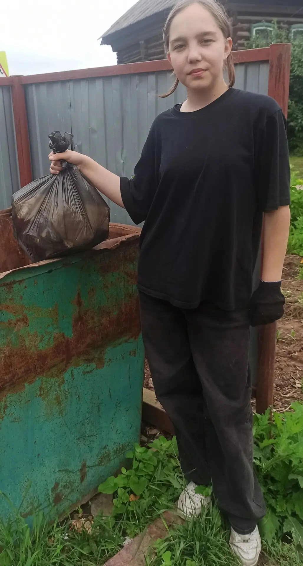 🌳ЧИСТОЕ СЕЛО 

💚 15 июня отряд «Спортивная братва» отправился на эко-десант «Чистое село»! 

Вмест