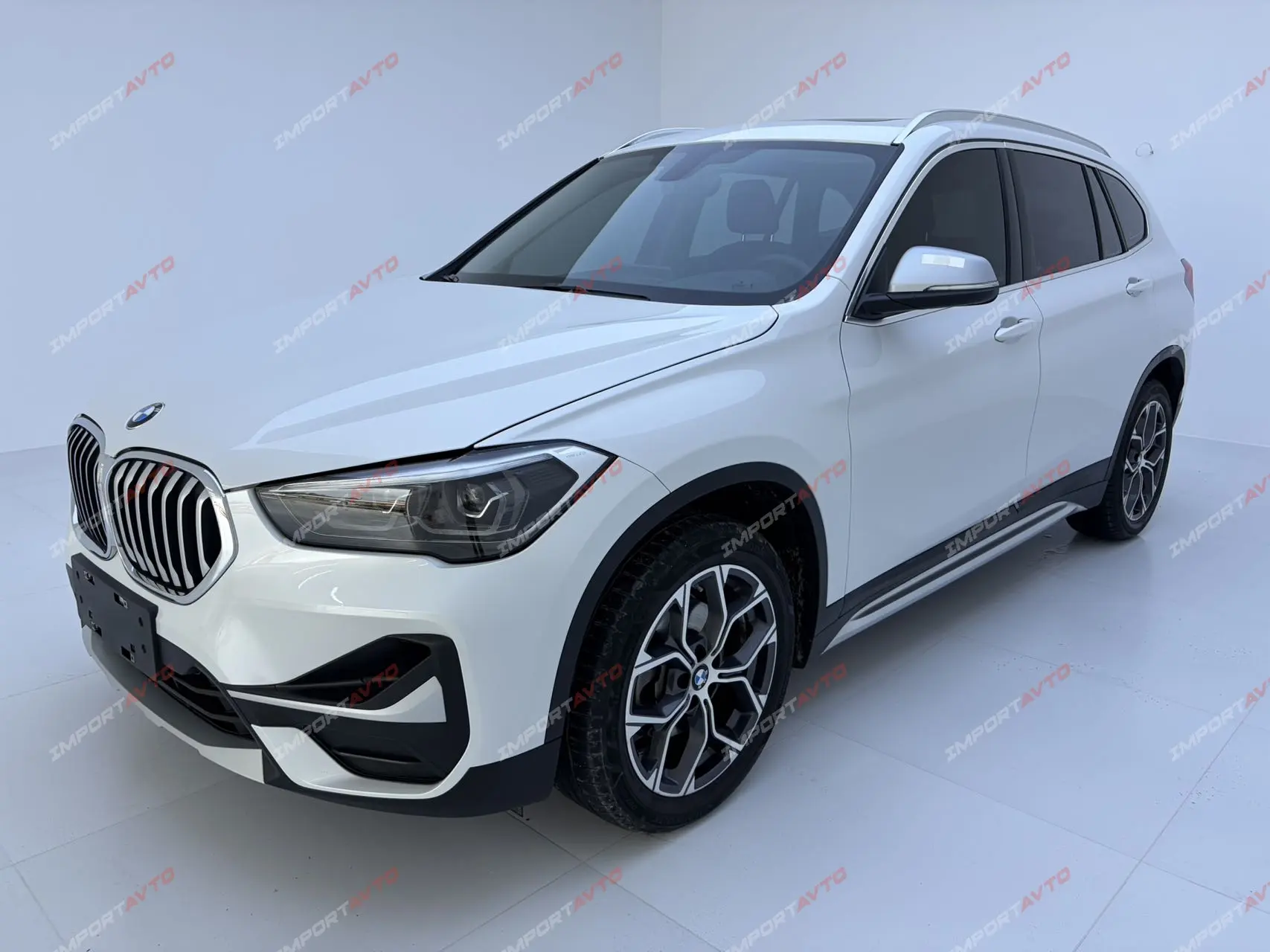 В продаже BMW X1 sDrive20Li F48 Рестайлинг 1.5 AT, 2023
