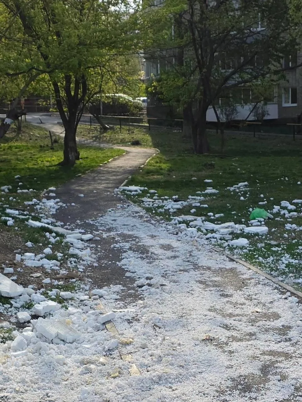 После сноса рынка «Спортивная» во Владивостоке на его месте осталась огромная свалка  Жители Владиво