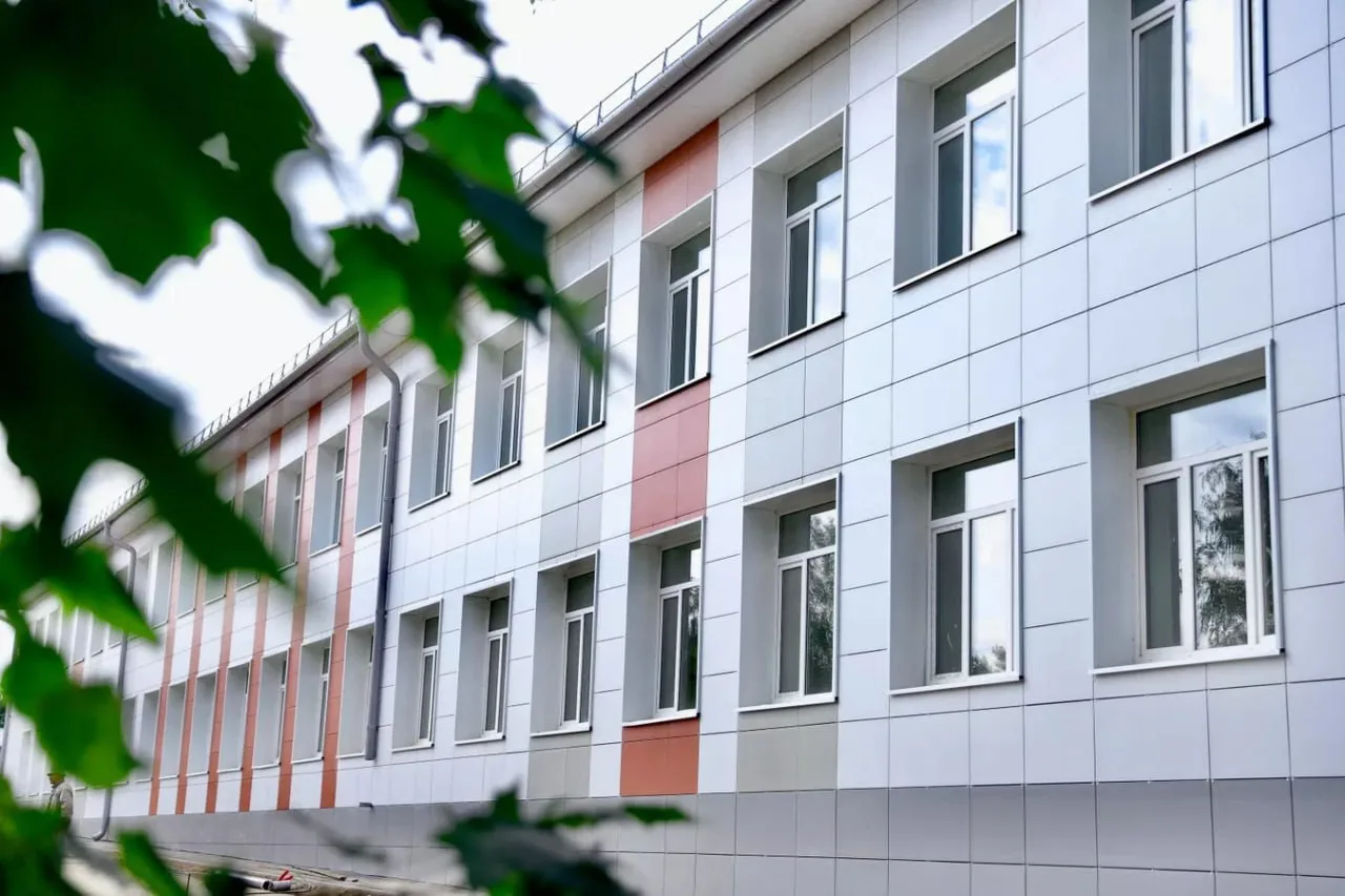 Что делать, если в школе просят сдать деньги, рассказали