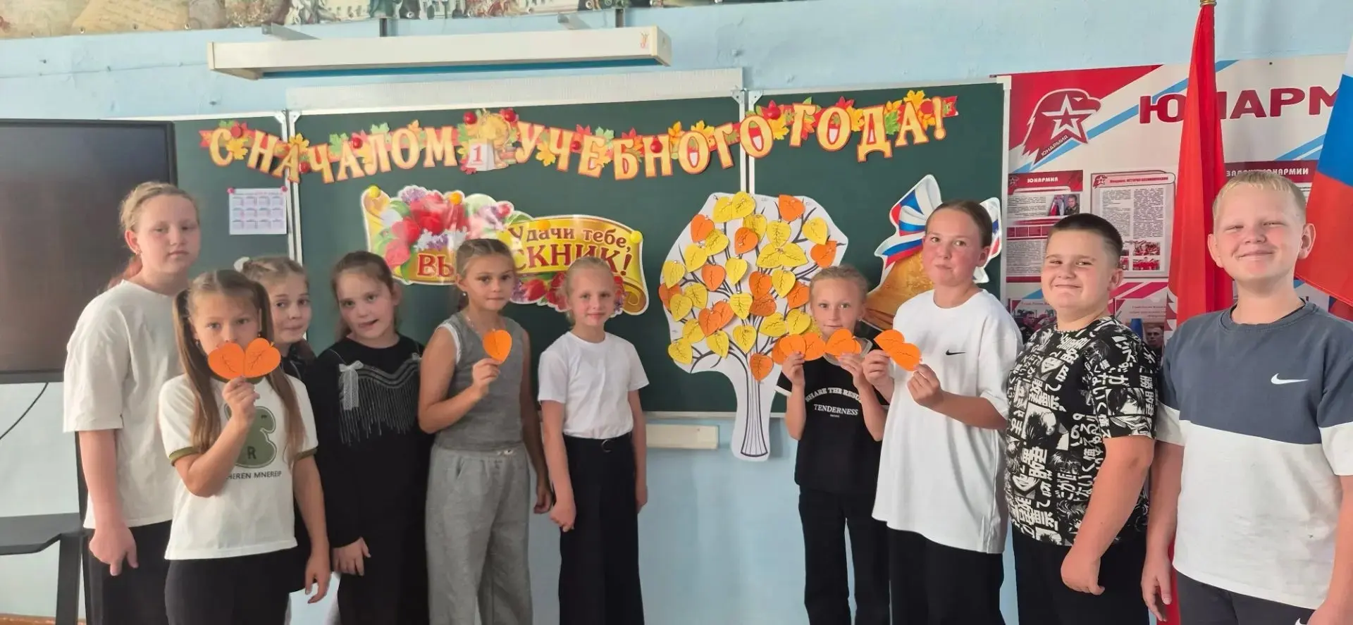 🌿 «Дерево мира: листья-обещания» — Урок Памяти и Надежды