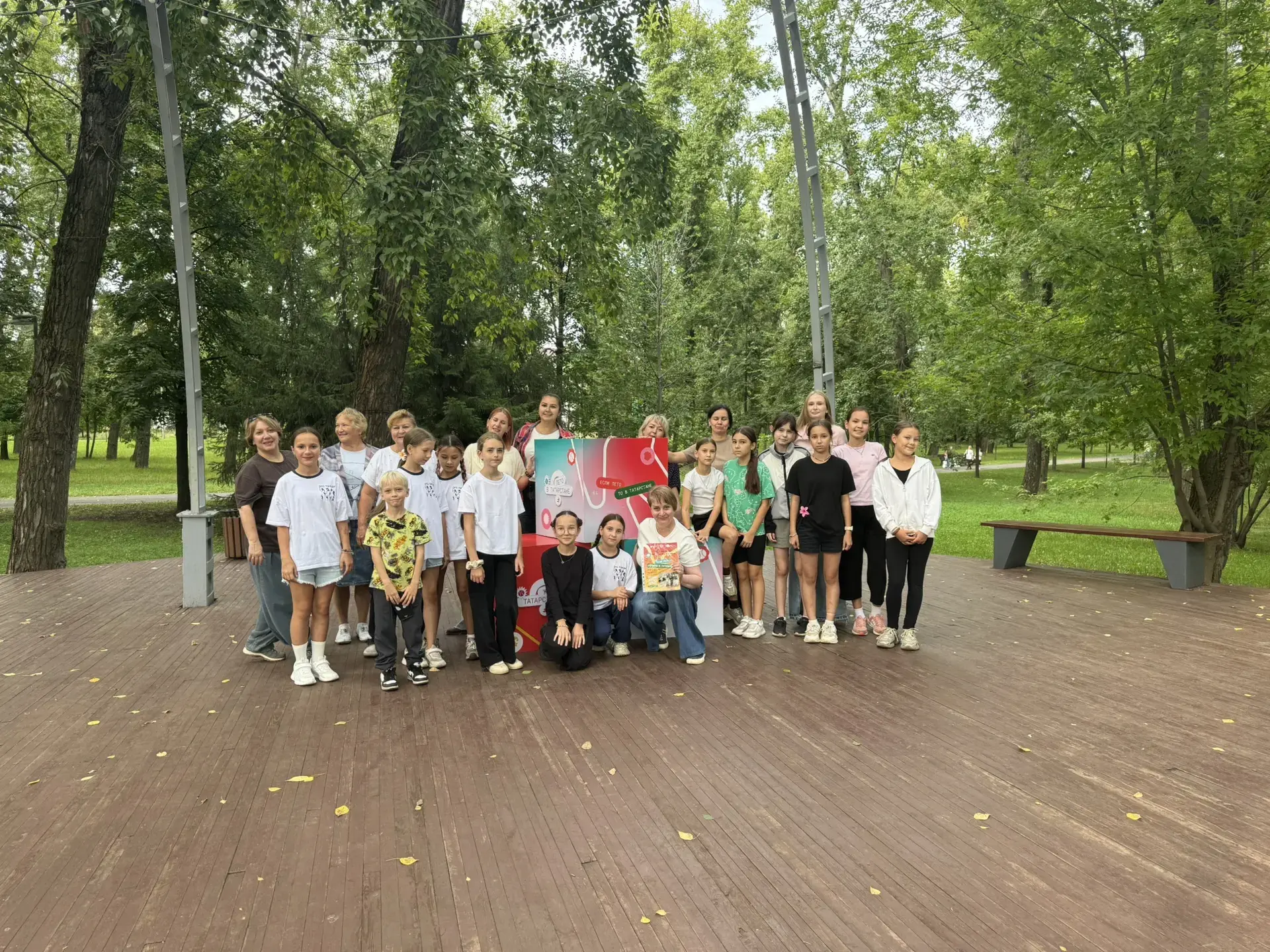 25 августа в Парке Крылья Советов прошёл мастер-класс «Вальс на все времена»! Участники...
