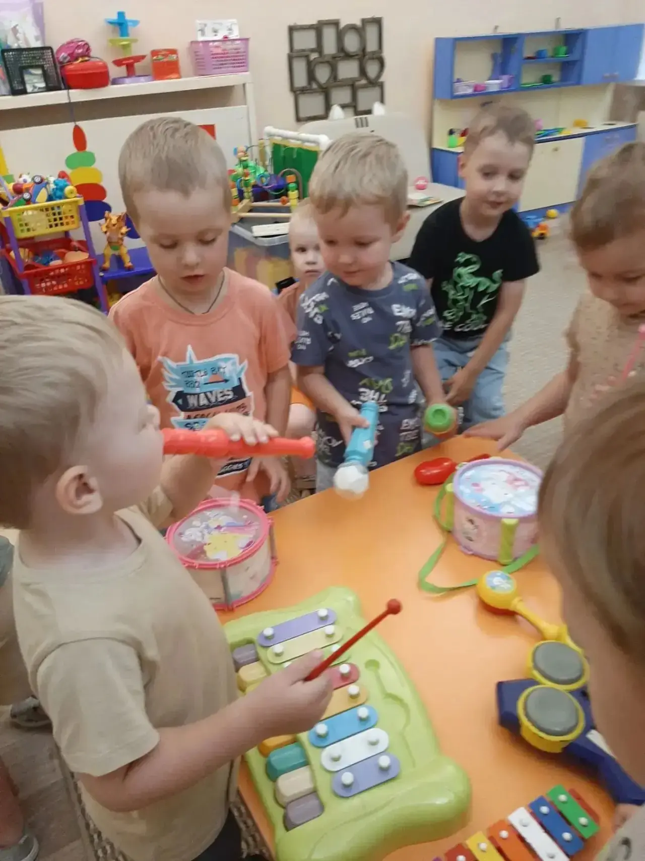 Во второй группе раннего возраста №2 состоялся тематический день «День музыки 🎶 и танц...