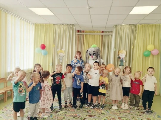 🎉 Сегодня в детском саду «Буратино» было по-особенному радостно — ведь к воспитанникам...