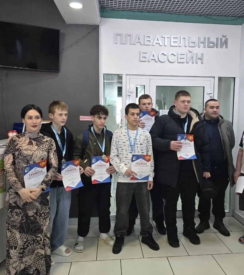 «Заплыв Героев»: наши ребята покоряли водную стихию!

В преддверии Дня защитника Отечества в плавате
