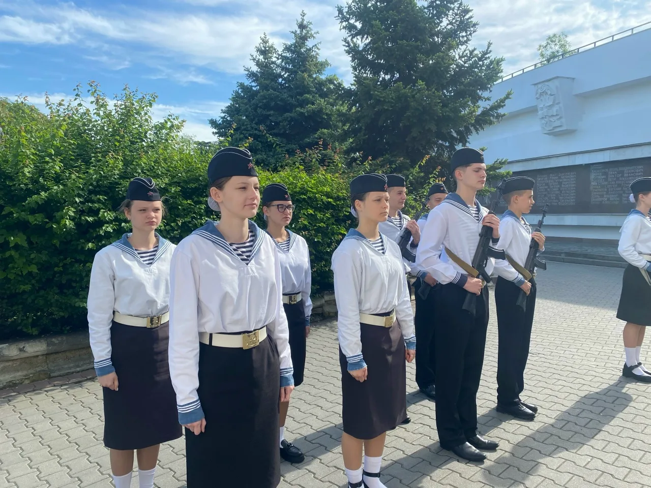 ✨Гордимся нашими учениками✨                        
Как школе-победителю регионального конкурса нам 