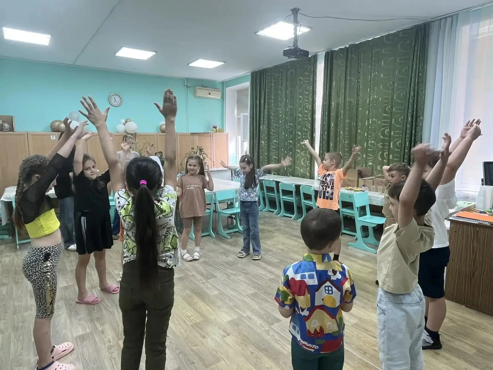 В пришкольном оздоровительном лагере «Тополек» МКОУ СОШ № 1 с. Дивное прошло отрядное мероприятие «В