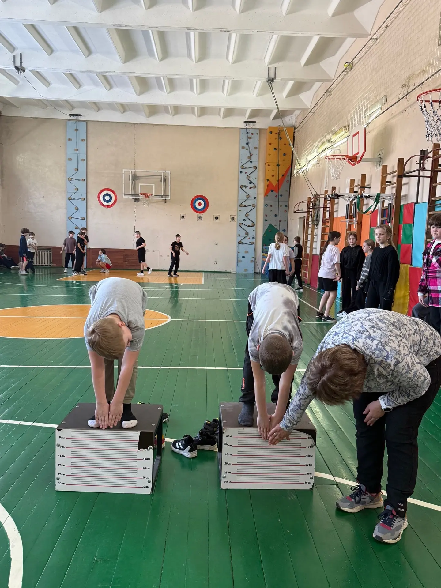 #ШСК_Мининский   🏅11 марта в нашей школе прошло тестирование по нормативам ГТО по общефизической под