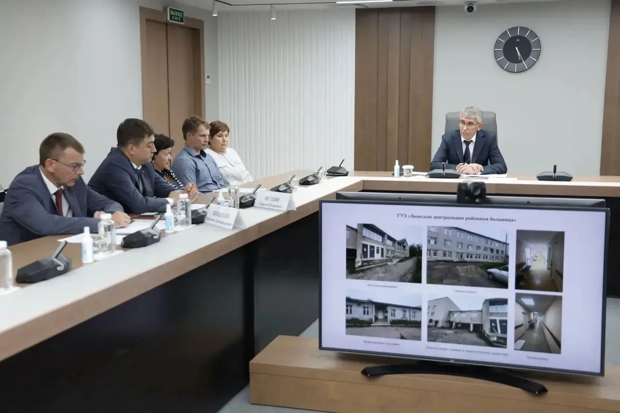 Сегодня провел личный прием граждан.

☑️ С рядом вопросов приехали жители Заокского района.
Часть из