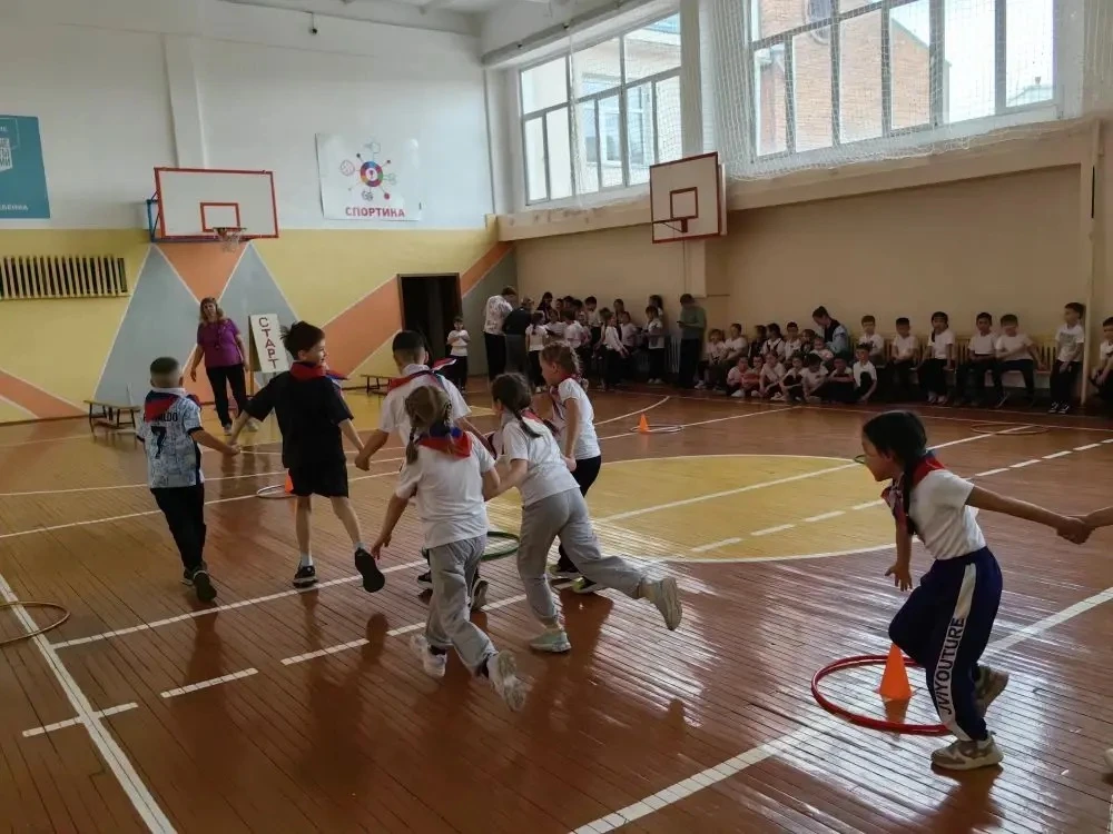 🏆 Спортивные надежды: «Олимпийские звездочки-2026»!  13 мая в нашей школе ярко и энергично завершилс