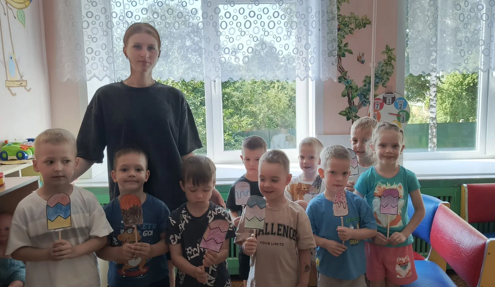 🍦 Творческий переполох в средней группе: «Весёлый кактус» и «Эскимо на палочке»!
💯В средней группе