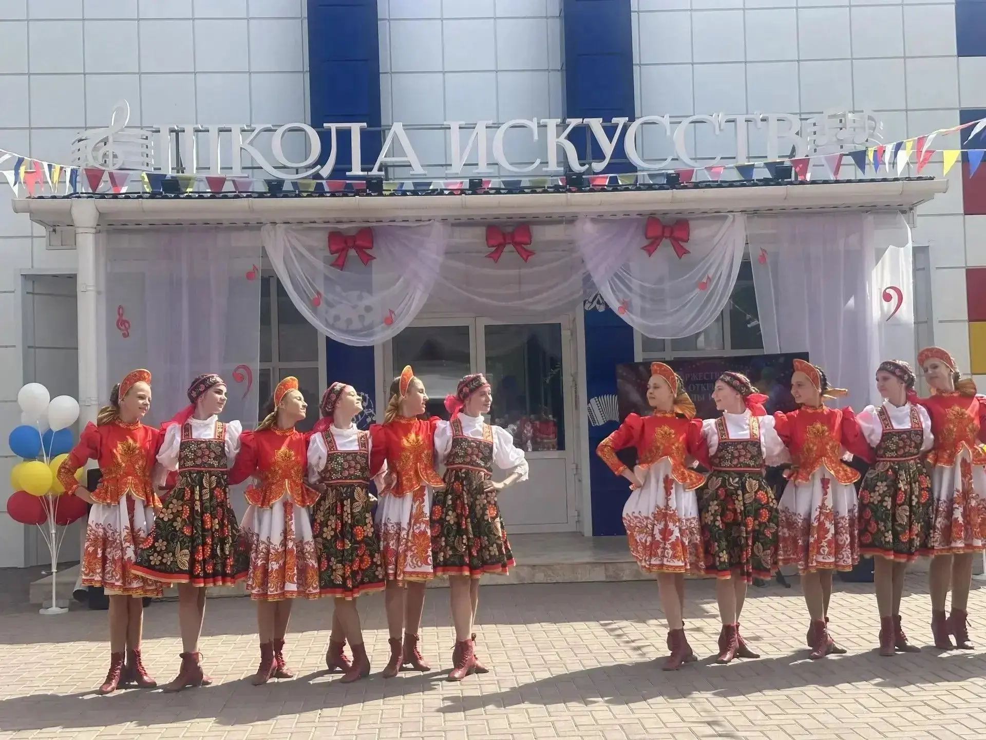 В Ремонтненском районе после масштабного обновления распахнула двери Детская школа иску...