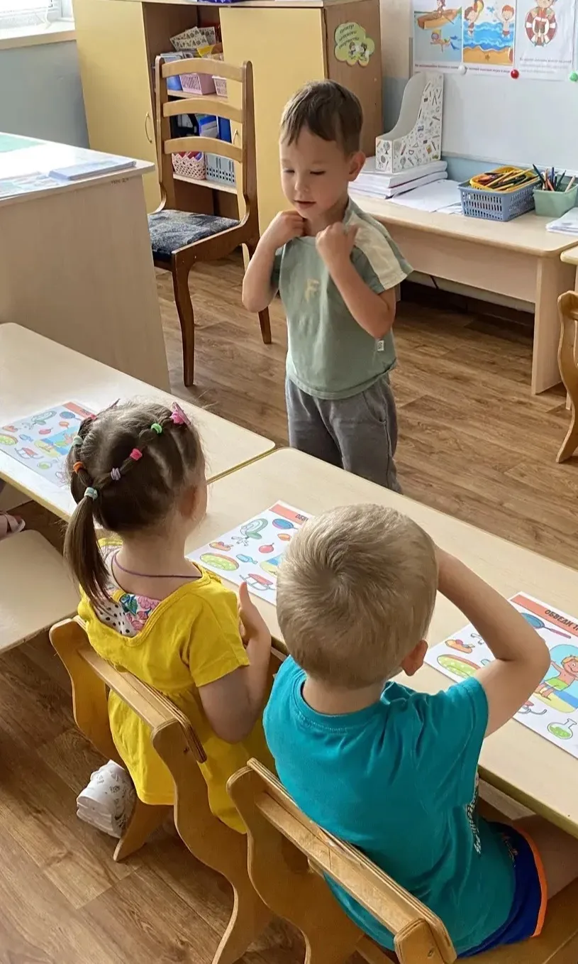 Лето в самом разгаре, и многие семьи отправляются к водоёмам. Чтобы отдых приносил только радость, м