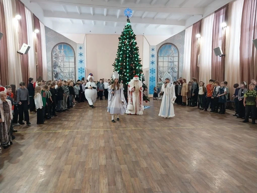 ❄Школьные праздники— это не просто мероприятия в календаре. Это маленькие чудеса, которые остаются в