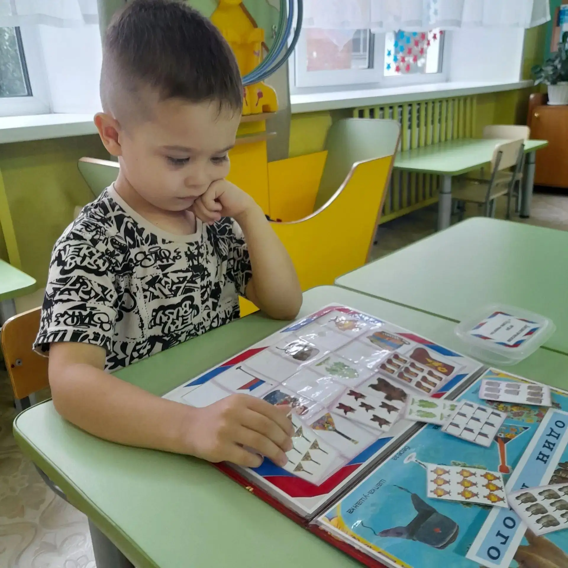 День Государственного флага в детском саду! 🇷🇺