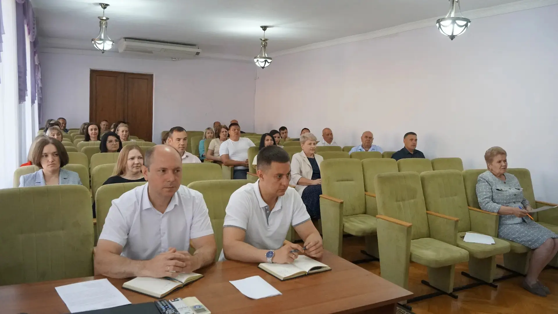 В администрации Грачевского округа прошла еженедельная планерка