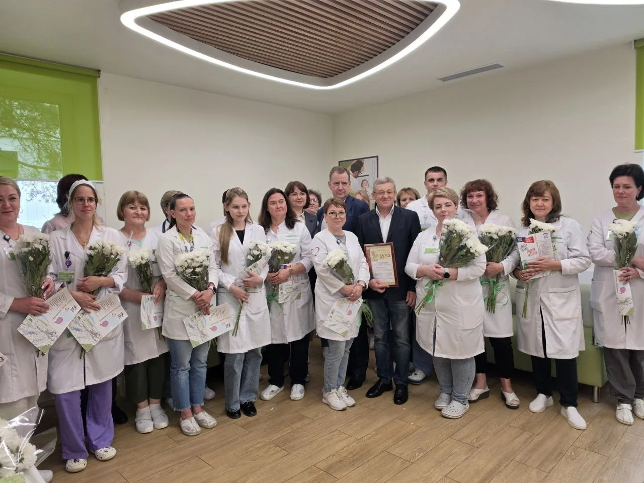 Смотрим, как в Лосиноостровском, Бабушкинском и Ярославском поздравили медицинских работников 💐

Бл