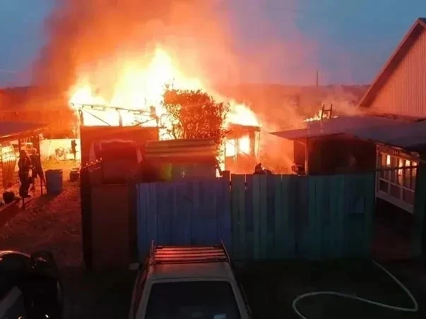 🔥В селе Бражное из-за оставленного на зарядке самоката сгорели хозяйственные постройки