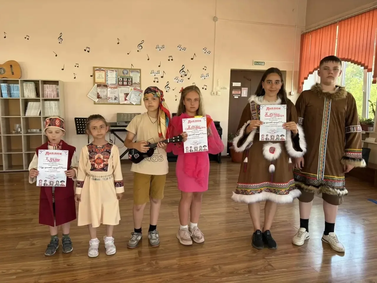 🌍✨ Мистер и Миссис народов ✨🌍

Сегодня в нашем пришкольном лагере прошёл яркий и увлекательный кон
