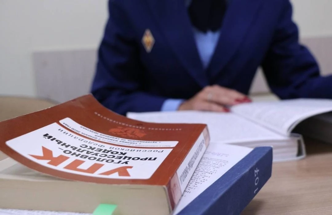 В Иркутске прокуратура направила в суд уголовное дело о хищении в автобусе у матери участника СВО 3 