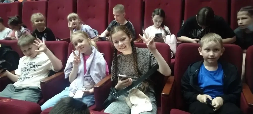 🎉 Волшебный день в филармонии! 🎉

9 июня ребята с нашей летней площадки отправились в филармонию —
