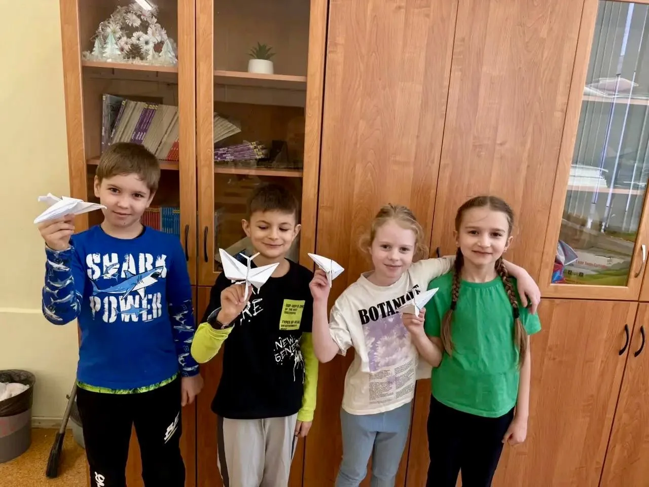 🚀 Каникулы в Мире 2065: Экватор пройден, полет отличный!  🤩 Наши каникулы в самом разгаре! Первая по