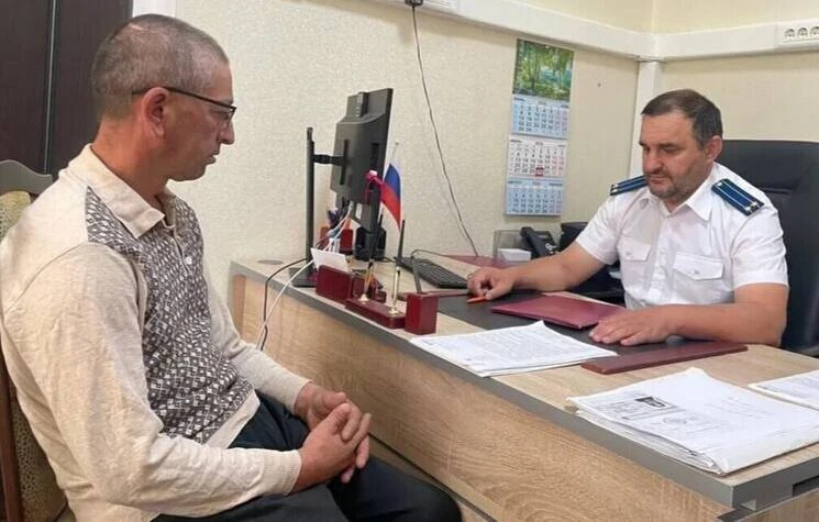 ⚡️Житель Карабудахкентского района сломал нос и выбил зубы инвалиду. Суд взыскал с него...